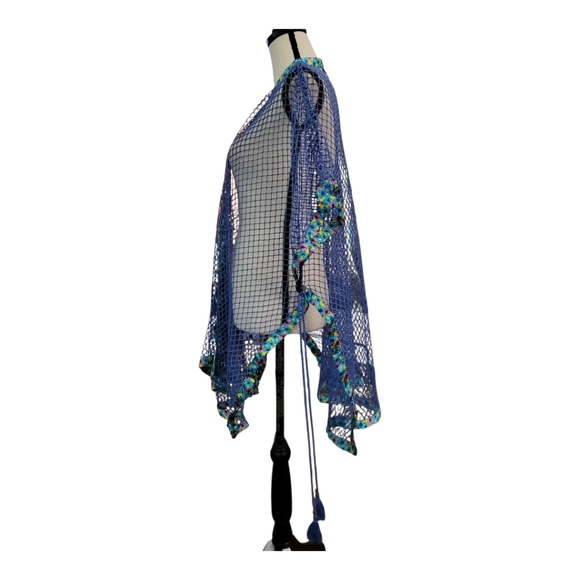 💕Steve Madden Women’s Open Weave Topper Blue One Size Flower Print Trim New - Picture 3 of 6